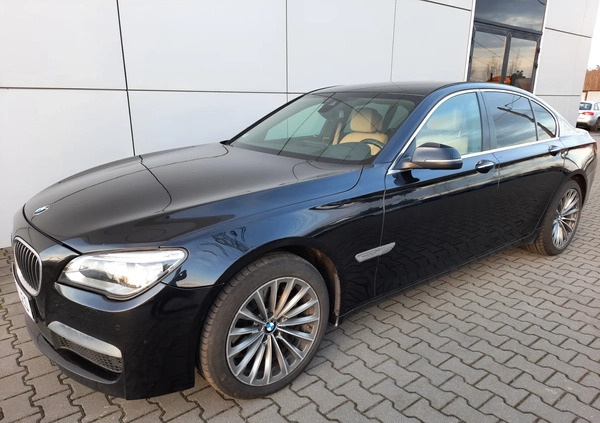 BMW Seria 7 cena 73000 przebieg: 243000, rok produkcji 2015 z Rybnik małe 191